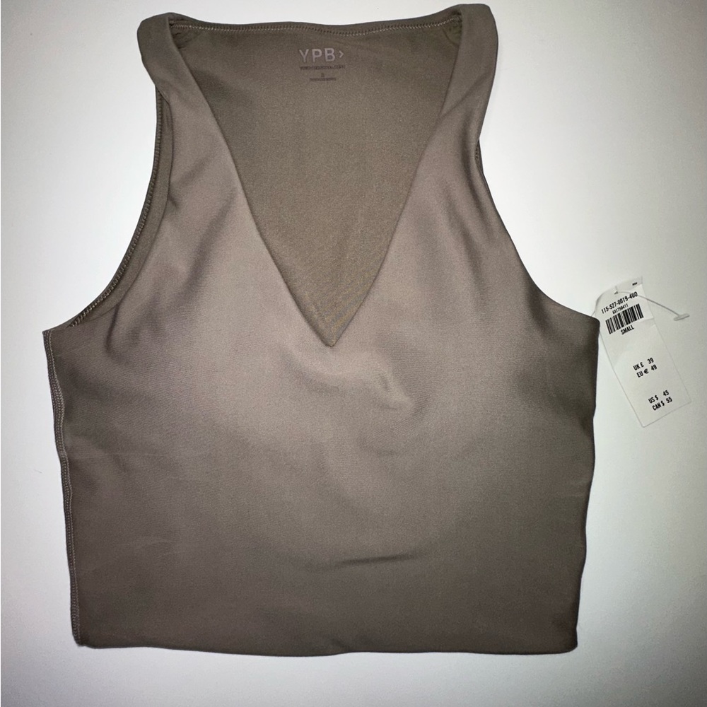 Abercrombie YPB sculptLUX V-Neck Slim Tank in Oat - Size S